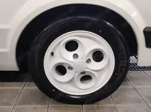 Ford Escort 1.1 Laser Coupe *H-Kennzeichen* Bild 5