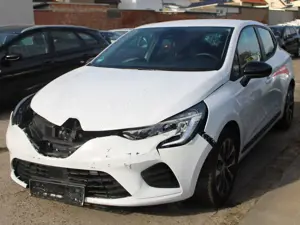 Renault Clio Equilibre*Unfall* Bild 3