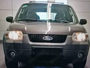 Ford Maverick V6 Limited.Autom.Leder.AHK.1A.TÜneu!