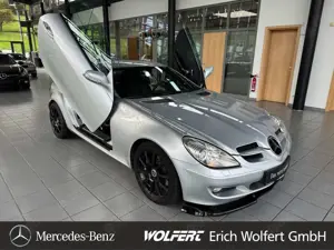 Mercedes-Benz SLK 350 AMG Sportauspuff LSD Türen Top Ausstattung