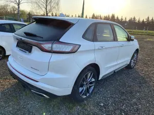 Ford Edge Sport 4x4 (CDQ) Bild 3