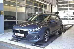 Hyundai i30 1.6 CRDi Select Automatik*Leder*PDC