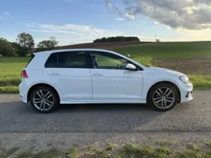 Volkswagen Golf VII 1.4 TSI 3x R-Line Highline 8x bereift Top