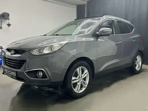 Hyundai iX35 2.0 CRDi|Pano|Tem|PDC|4SHZ|AHK|Leder|Keyles