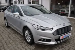 Ford Mondeo Lim. Titanium Bild 3