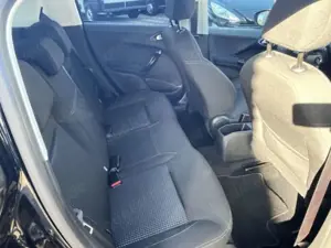 Peugeot 208 Allure 110 EAT6 Panodach Klima SHZ Alu Bild 5