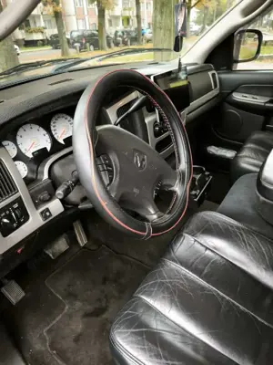 Dodge RAM SLT Bild 4