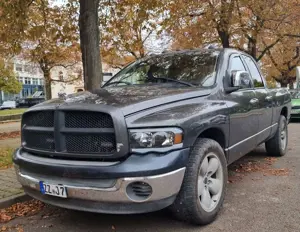 Dodge RAM SLT Bild 2
