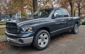 Dodge RAM SLT