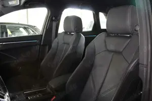 Audi Q3 40 TFSI quattro S line Kameras CarPlay Bild 3