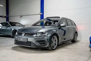 Volkswagen Golf 1.5TSI Variant DSG R-Line*Pano*RFK*ACC*NAVI