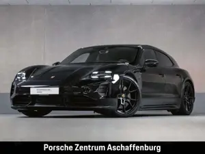 Porsche Taycan GTS Sport Turismo Sport Chrono Paket Carbon