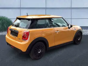 MINI One First Nur Gewerbe Bild 3