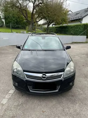 Opel Astra 1.8 Caravan Catch me now