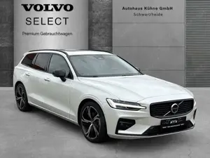 Volvo V60 B4 Ultra Dark !!! 360°+PANO+HEAD-UP !!!