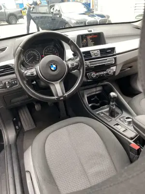 BMW X1 sDrive18i Sport Line