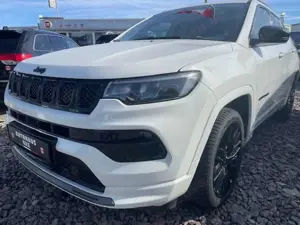 Jeep Compass Red Mild-Hybrid FWD