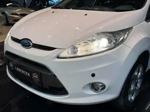 Ford Fiesta TitaniumAudio BT/USB PDC Sihzg Klima IPS Bild 3