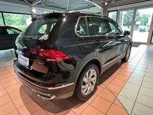 Volkswagen Tiguan Elegance Bild 5