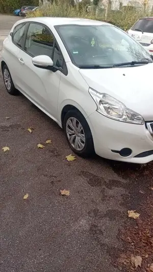 Peugeot 208 68 VTI Active Bild 4