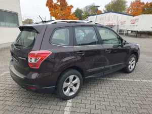 Subaru Forester 2.0X Lineartronic Exclusive *Klima / Xenon* Bild 5