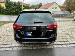 Volkswagen Passat Variant 2.0 TDI SCR DSG (BlueM. Tech) Highline Bild 4