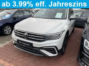 Volkswagen Tiguan Allspace 2.0 TDI Move NAVI AHK LED Tel. digitales Cockpit