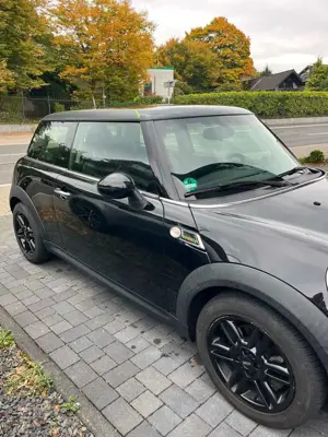 MINI One 2.HAND - TÜV NEU / GEPFLEGT Bild 3