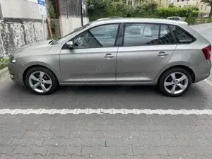 Skoda Rapid/Spaceback Rapid 1.2 TSI Drive Bild 2