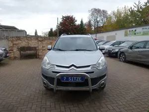 Citroen C-Crosser 2,2 HDi, EU4, 4WD, 7-Sitze, AHK !! Bild 3
