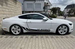 Ford Mustang 2.3 Eco Boost Bild 3