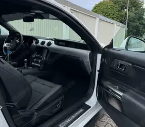 Ford Mustang 2.3 Eco Boost Bild 4
