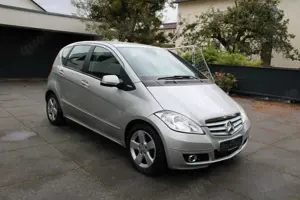 Mercedes-Benz A 180 Avantgarde*TEMPO/KLIMA/SHZ/LEDER* Bild 2