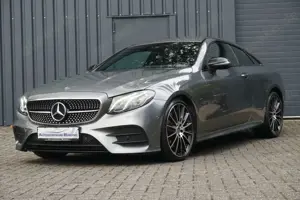 Mercedes-Benz E 300 AMG Coupé Kamera SHZ NIGHT LED Burmester Bild 3