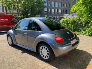 Volkswagen New Beetle 1.6 Miami Bild 2