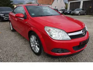 Opel Astra Cosmo 1,9 CDTI Alu WR PDC Teilleder Bild 3