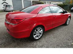 Opel Astra Cosmo 1,9 CDTI Alu WR PDC Teilleder Bild 4