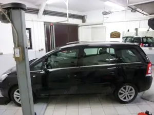 Opel Zafira Bild 5