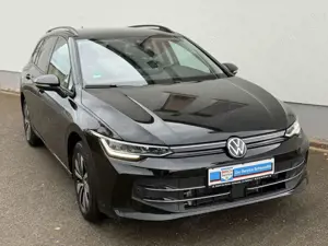Volkswagen Golf VIII Variant 1.5TSI 110 kW Goal Navi Kamera