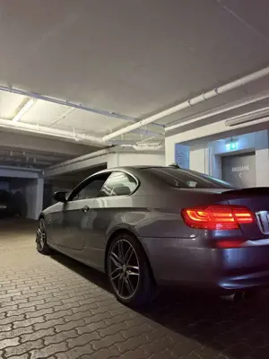 BMW 320 320d xDrive Coupe Aut. Bild 2