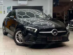 Mercedes-Benz A 180 d Limousine Automatik Navi Teilleder Tempo SHZ PDC