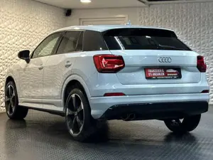 Audi Q2 1.4TFSI S LINE CARBON* LED#SHZ#NAVI#TEMPO#PDC Bild 5