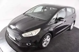 Ford S-Max 2,0 TDCi  Titanium *7.Sitze*Navi*AHK* Bild 4
