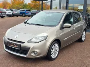 Renault Clio III Luxe+Automatik+PDC+Navi+Tempomat+