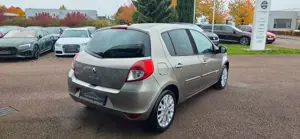 Renault Clio III Luxe+Automatik+PDC+Navi+Tempomat+ Bild 5