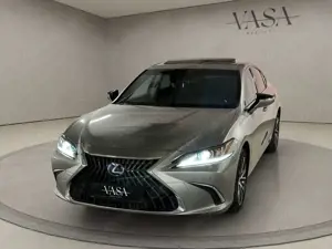 Lexus ES 300 300h