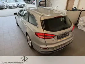 Ford Mondeo Mondeo 2.0 TDCi Titanium Austauschmotor/Autom./Klima Bild 3