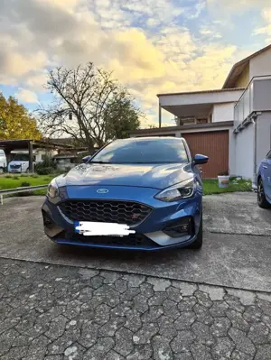Ford Focus 2.3 EcoBoost ST mit Styling-Paket