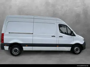 Mercedes-Benz Sprinter Sprinter 214 CDI Hochdach Kamera/MBUX Bild 4