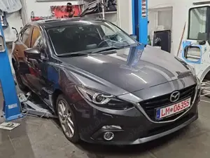 Mazda 3 3 Fließheck Diesel SKYACTIV-D 150 Sports-Line